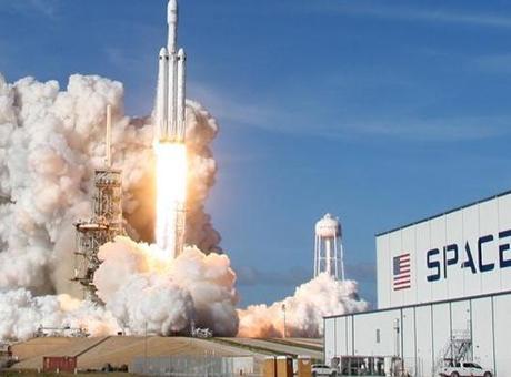 SpaceX, 100 milyar dolarlık yeni bir uzay üssü kuracak